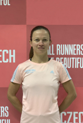 Trenérka Katka Zanozina